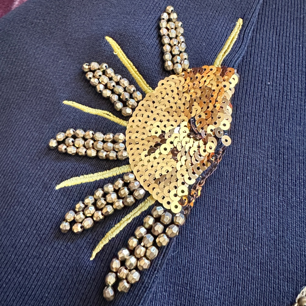 Sweater - Picture 5 of 8